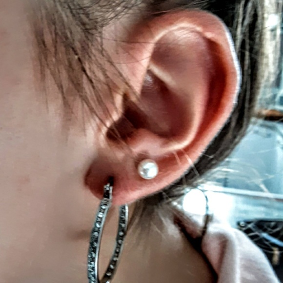 Women's Sterling Silver Hoop Earrings - Picture 3 of 6